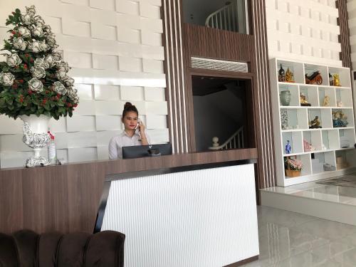 月亮酒店3號 The Moon Hotel 3