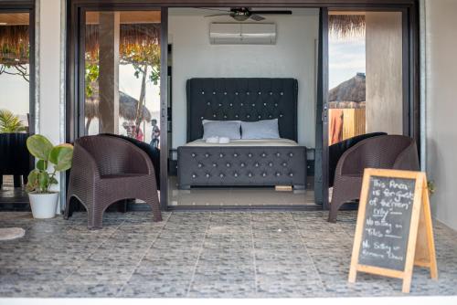 Dreamshore Kiwi Beach Resort in Tablas Island