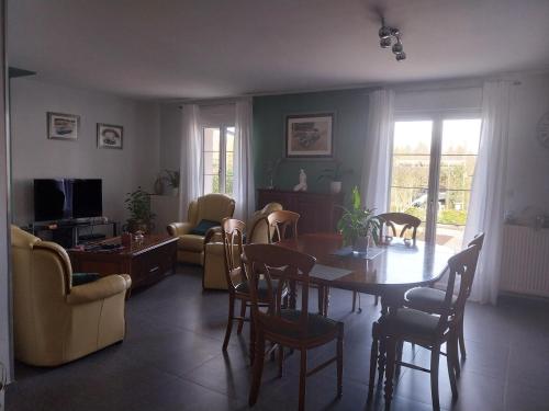 Chambres d'hôtes 24 (Chambres d'hotes 24) in Monce-en-Belin