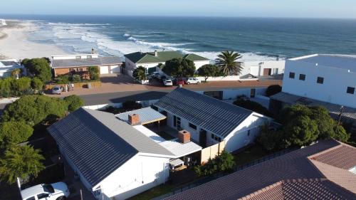 Exterior view, Rees Cottage in Yzerfontein