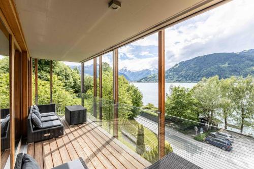 Two-Bedroom Apartment with Shower