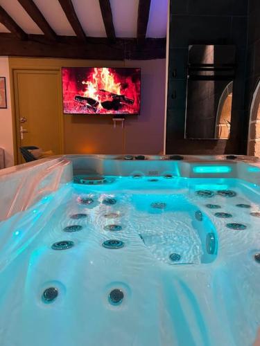 L'Etreinte, gîte de charme avec jacuzzi intérieur et sauna (L'Etreinte, gite de charme avec jacuzzi interieur et sauna) in Guemene-sur-Scorff