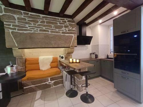 L'Etreinte, gîte de charme avec jacuzzi intérieur et sauna (L'Etreinte, gite de charme avec jacuzzi interieur et sauna) in Guemene-sur-Scorff