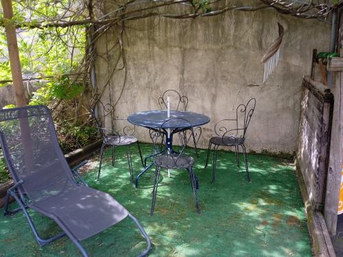 Seadmed, Villa familiale avec jacuzzi in Mejannes-les-Ales