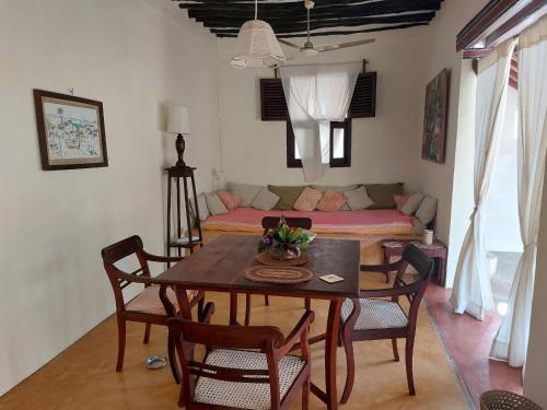 Közös társalgó / TV, Madakani House in Lamu Island