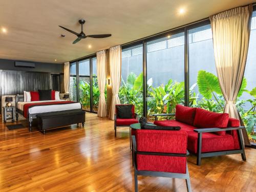 Suite with Sea View image 10