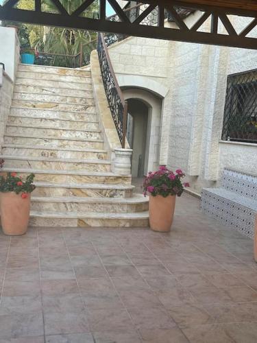 Home away from home with a beautiful view 2 Bedrooms 2 Bathrooms - image 11