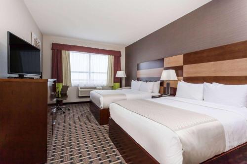 Wyndham Garden Edmonton Airport