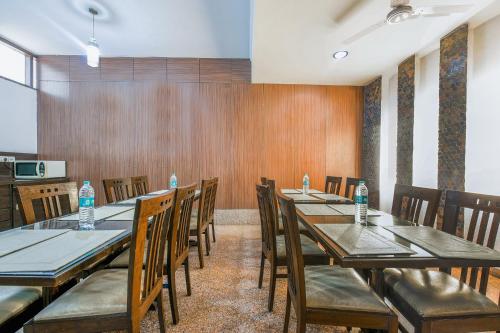 Restaurant, Hotel Exotica Leisure Valley, Gurgaon in Gurugram