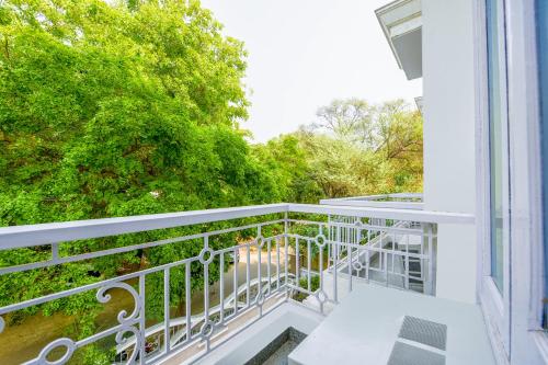 Balcony/terrace, Hotel Exotica Leisure Valley, Gurgaon in Gurugram