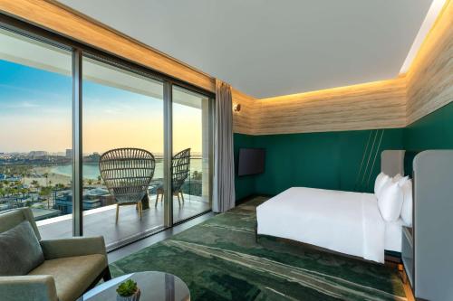 Hyatt Centric Jumeirah Dubai - image 2