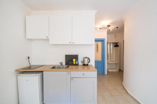 Apartment with Garden View image 6