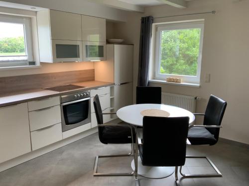 One-Bedroom Apartment image 6