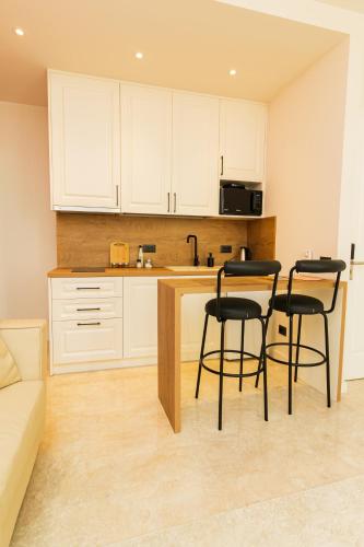 Coral Cane Apartment, Tirana (photo 7)