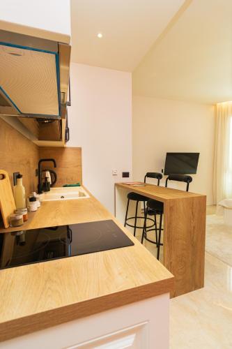 Coral Cane Apartment, Tirana (photo 8)