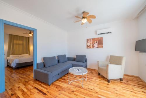 Apartment with Sea View image 4