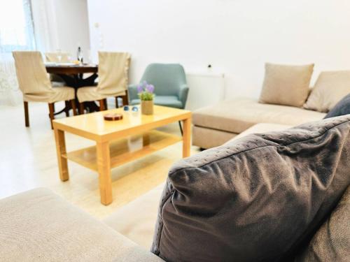 Apartment image 10