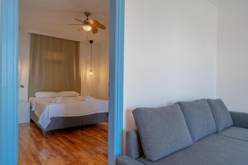 Apartment with Sea View image 3