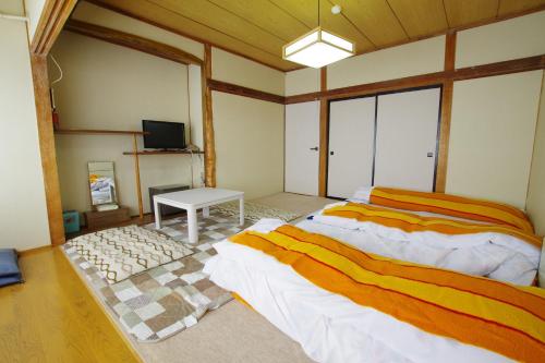 Japanese-Style Superior Room with Shared Bathroom A