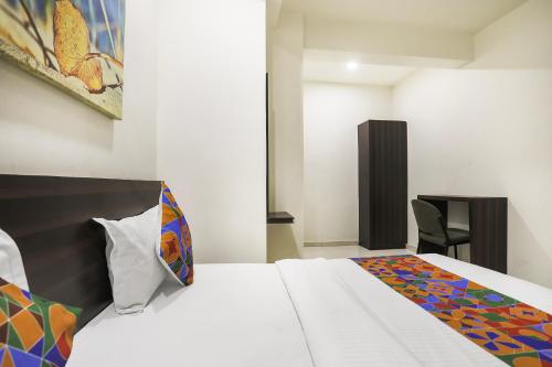 FabHotel SK - Nr Rajkot Municipal Corporation, Central Zone 120M, Rajkot (foto 7)