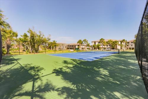 SANDPIPER BEACH 205 - image 2