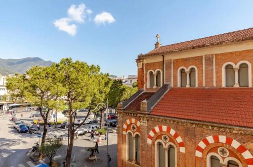 B&B Un Passo Dal Treno Piazza Vittorio Veneto 36-Salerno Station, Salerno
