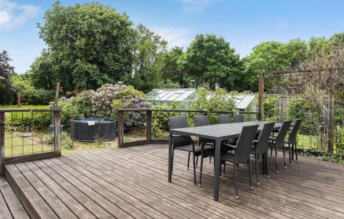 Gorgeous Home In Højslev With Wifi in Højslev