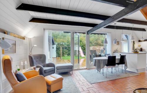  Beautiful Home In Hadsund With Kitchen in Hadsund