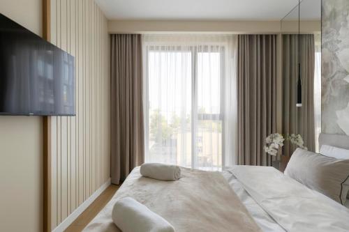One-Bedroom Premium Apartment image 10
