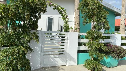 Beautiful and Spacious Mediterranean Style Villa on Palm Beach