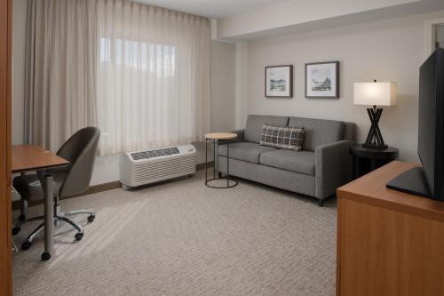 One-Bedroom Suite