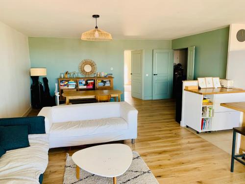 Très bel appartement rénové, grande terrasse vue mer, Marseille (fotografie 6)
