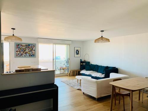 Très bel appartement rénové, grande terrasse vue mer, Marseille (fotografie 10)