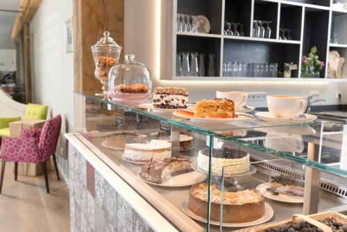 Schmucke Witwe - image 6