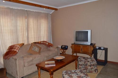 278 on Main Room Type - Deluxe King Suite