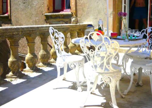 Iekārtas, Appartement spacieux avec deux chambres au Château (Appartement spacieux avec deux chambres au Chateau) in Castelnau-Valence