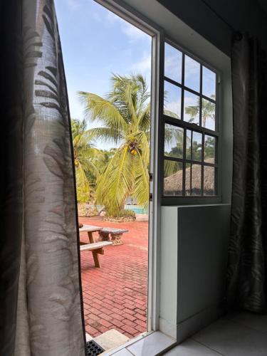 Kilátás, Woodstock Palmresort Curaçao (Woodstock Palmresort Curacao) in Willemstad városközpont