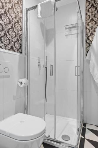 BEHAR’S Luxury Rooms - image 12