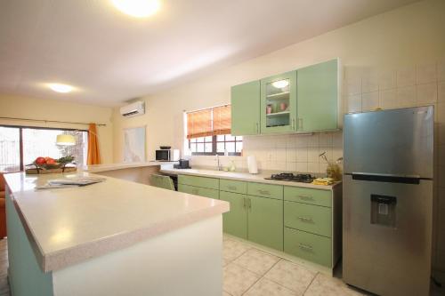 Konyha, Woodstock Palmresort Curaçao (Woodstock Palmresort Curacao) in Willemstad városközpont