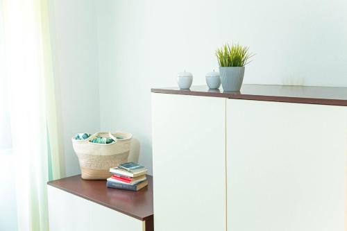 Salemi's Garden, free parking IUNS0217