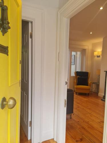 Shelbourne Cottages by RDS&AVIVA - main image