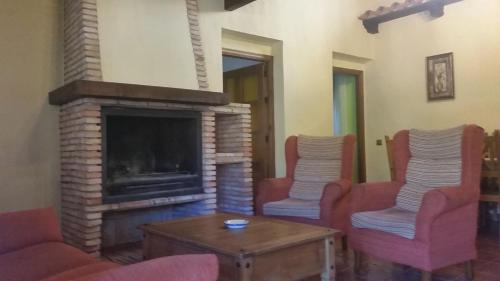 La Aldea - image 2