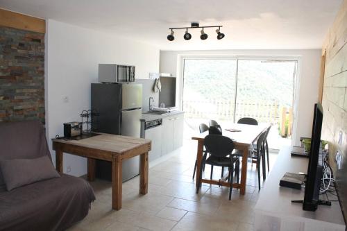 Location Les Aydons in Prevencheres ciems