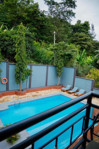 Executive Suite image 10