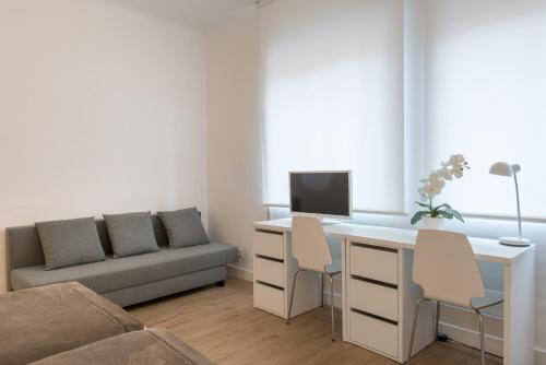 Standard Double or Twin Room image 10
