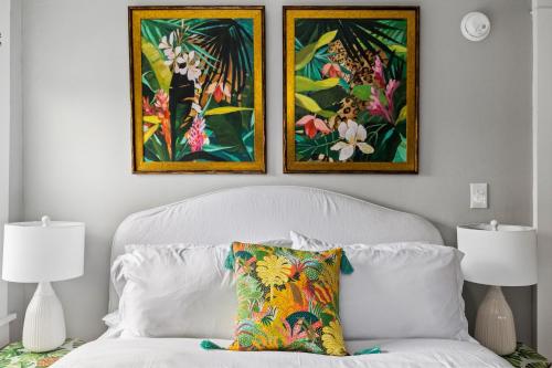 Good Karma Guesthouse in Three Oaks, USA