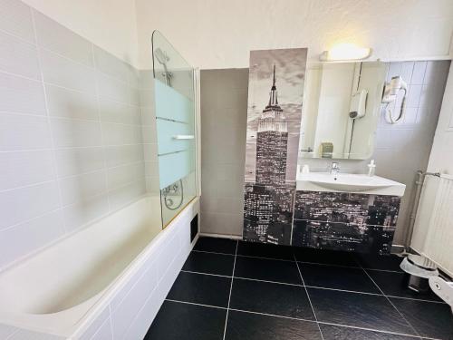 Hotel Italia - image 9