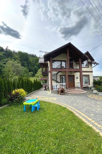 A szálláshely kívülről, Гірське повітря in Mykulychyn