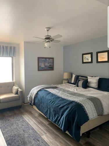 Bay Front 2 Bedroom And 2 Bath Condo in Beach Haven, USA