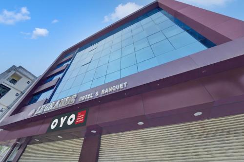 OYO Flagship Le Grande Hotel & Banquet